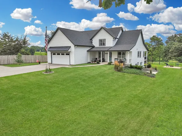 4567 W Stephenson Street Rd, Freeport, IL 61032