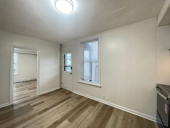 4th image of 475 Wilson St