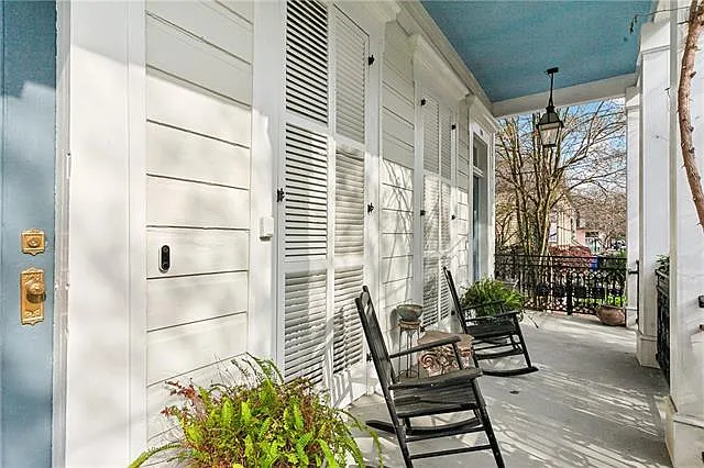 1 bed, 1.5 bath, 813 sqft, $2,200 — Photo 2