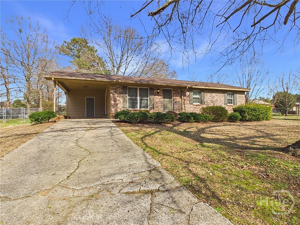 1st image of 1020 Tuxedo Lane