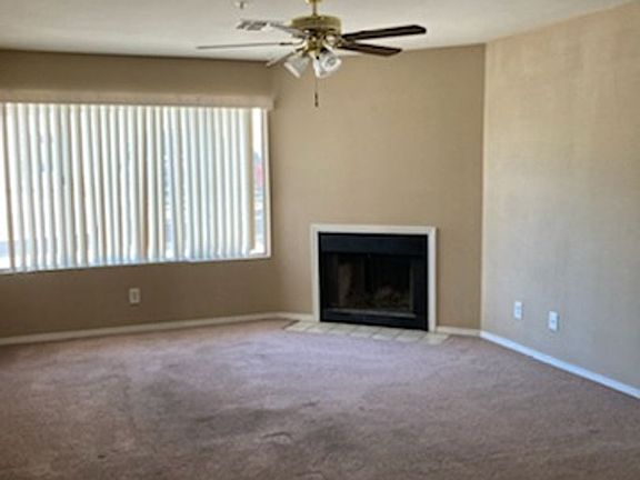5th image of 2060 Mesquite Ln #F105
