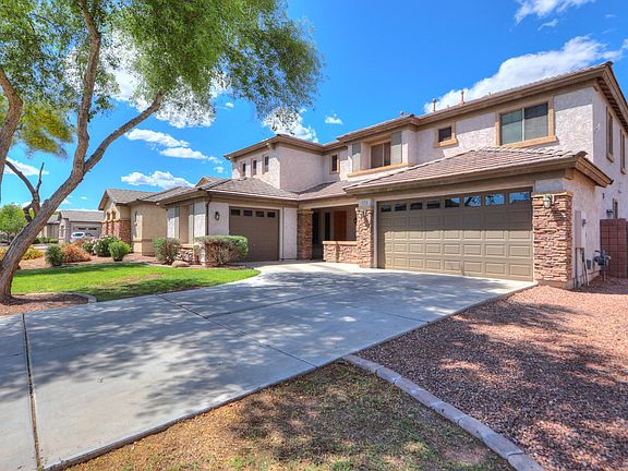 2nd image of 44558 W Sedona Trl