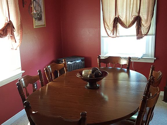4th image of 9247 Leith Ave