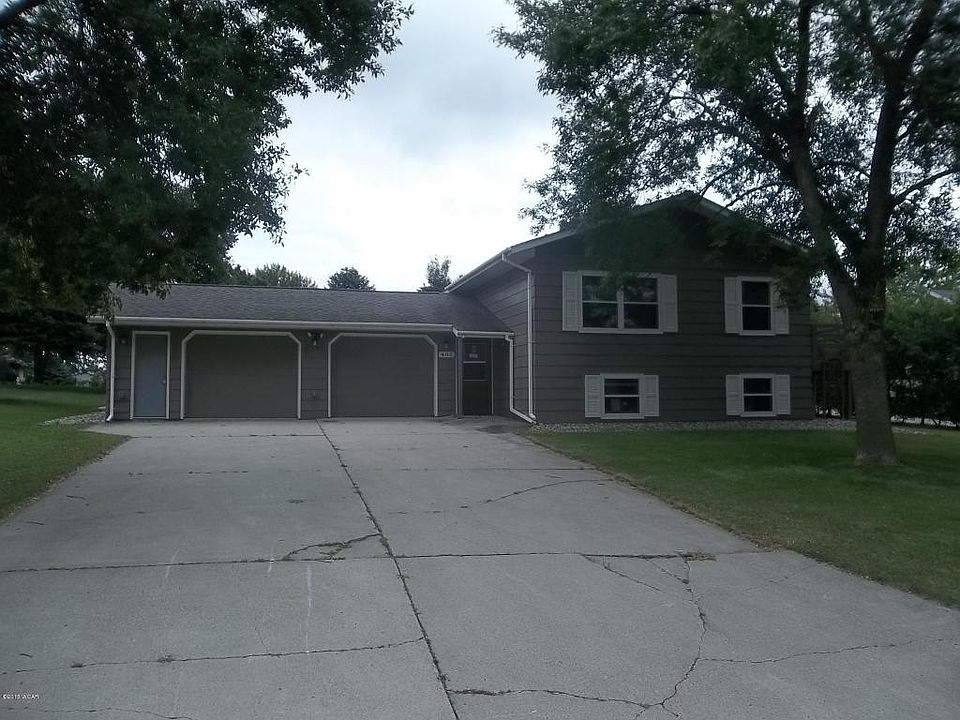 1st image of 405 Geraldine St