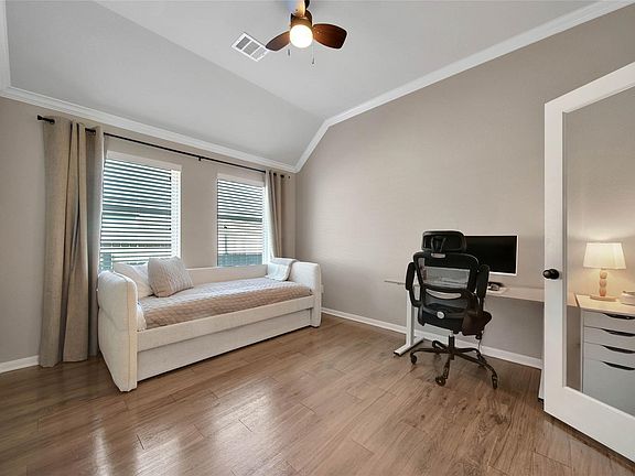 5th image of 31207 White Cypress Ln