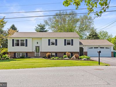 667 Locust St, Hummelstown, PA, 17036