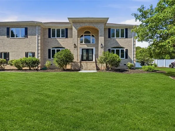 801 Dasa Leo Ct, Virginia Beach, VA 23456