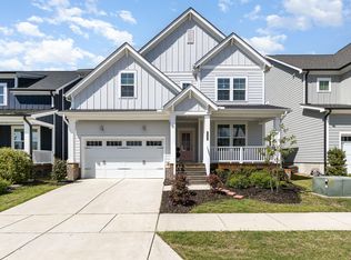 332 Tumbling River Dr, Wendell, NC 27591