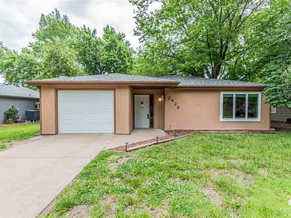 2428 Purcells Ml, Manhattan, KS 66502