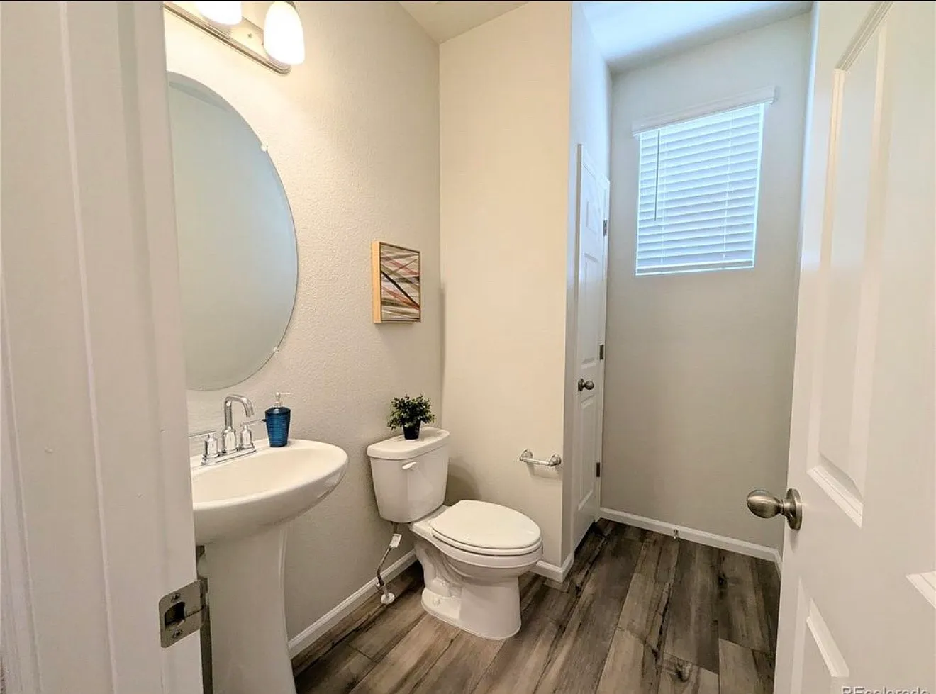 4 bed, 3539 sqft, $3,650 — Photo 4