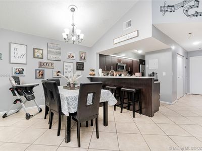 18820 NW 57th Ave APT 302, Hialeah, FL, 33015