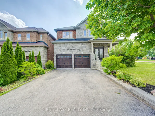 718 Peter Hall Dr, Newmarket, ON L3X 2T1