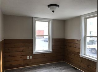 6 Plum St APT 2, Worcester, MA 01604