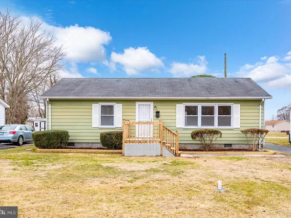 106 Schoolfield St, Berlin, MD 21811