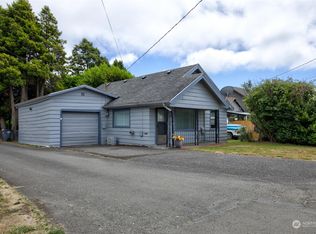 211 30th St, Hoquiam, WA 98550