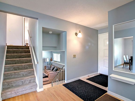 5th image of 3532 Benton Dr NW