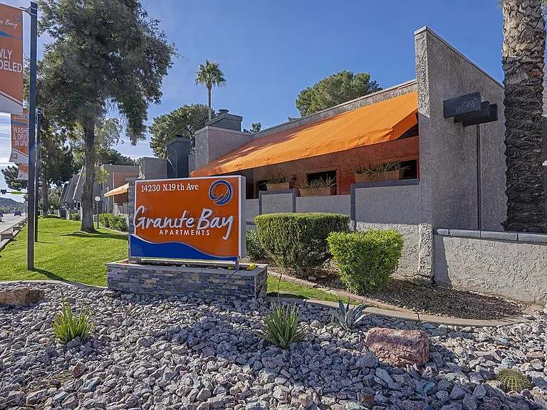 Granite Bay — Photo 39