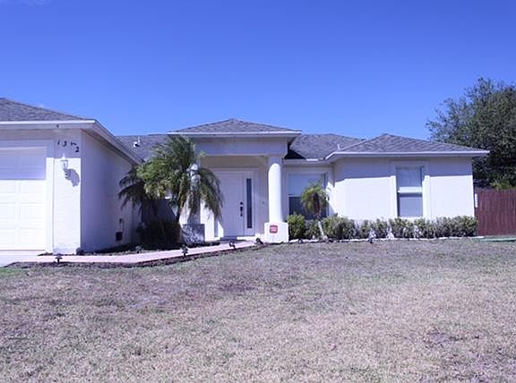 3rd image of 1372 SE Sandia Dr
