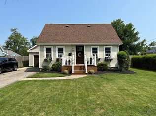 16 Cloverdale Rd, Cheektowaga, NY 14225