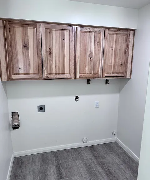 587 Hansen Ave #8 — Photo 3