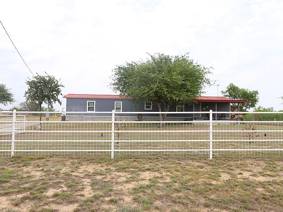 4th image of 421 Appaloosa Rd