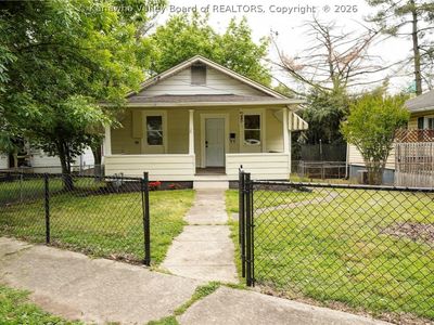 1117 Park Dr, Dunbar, WV, 25064