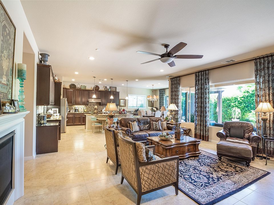1st image of 81637 Avenida Estuco