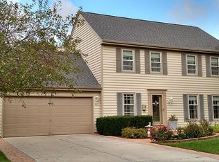 4325 S Church Dr, New Berlin, WI 53151