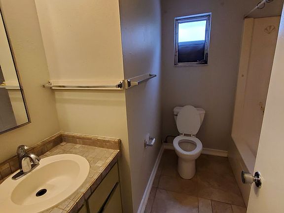 2nd image of 3755 Marion St Unit A & B