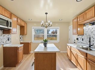 4825 N 25th St, Milwaukee, WI 53209