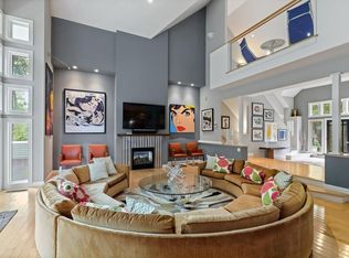 8 Southpoint Ln, Ipswich, MA 01938