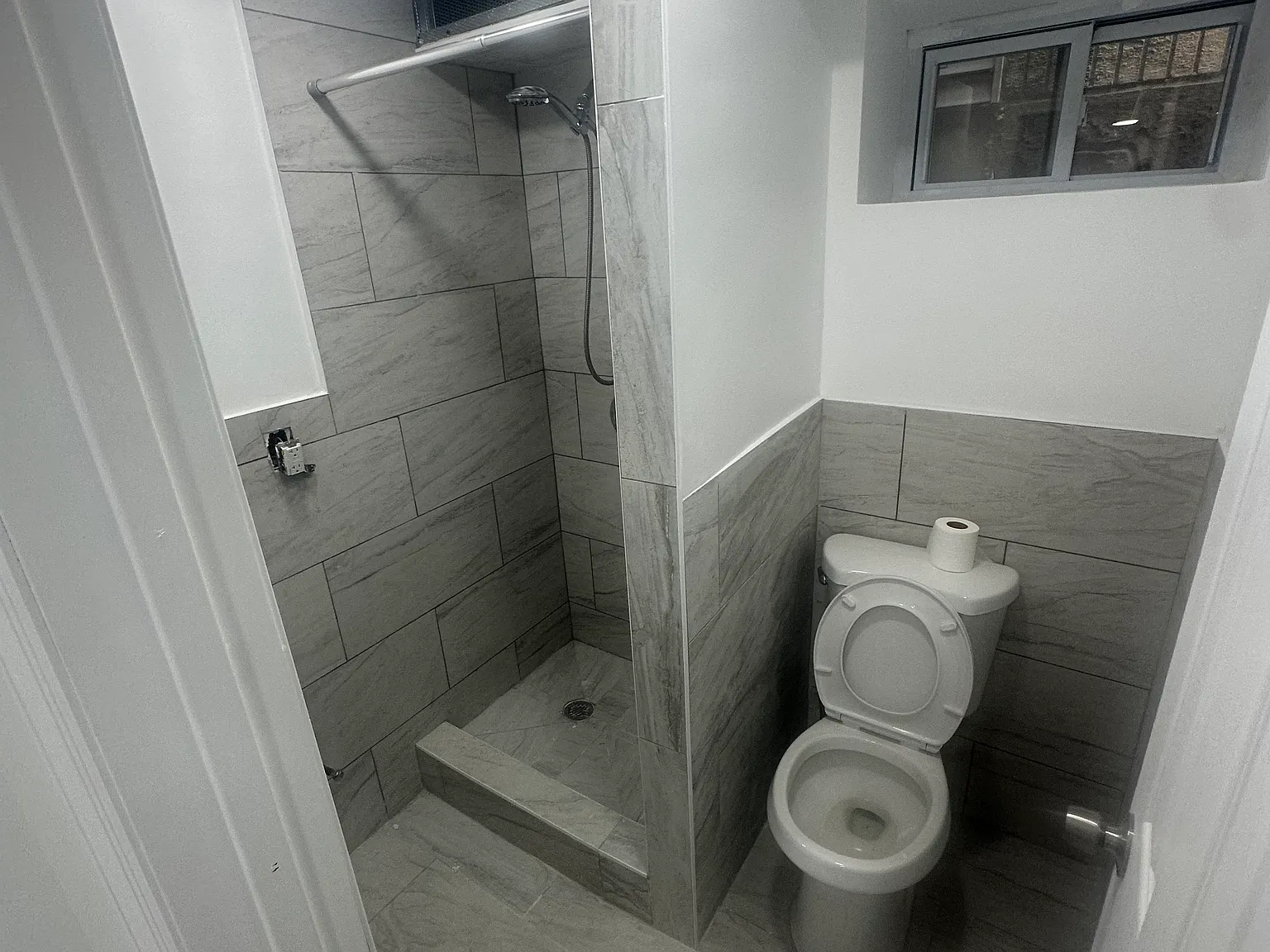 Studio, $1,500 — Photo 4