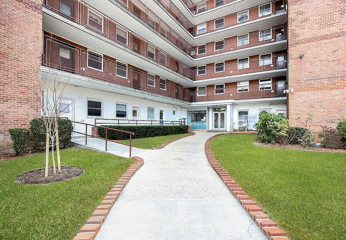 Primary listing photo