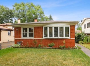 1777 Orchard St, Des Plaines, IL 60018
