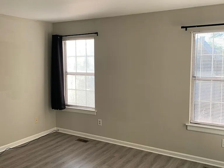 503 Randolph St — Photo 10