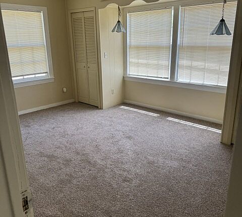 4th image of 1111 Ross Ave