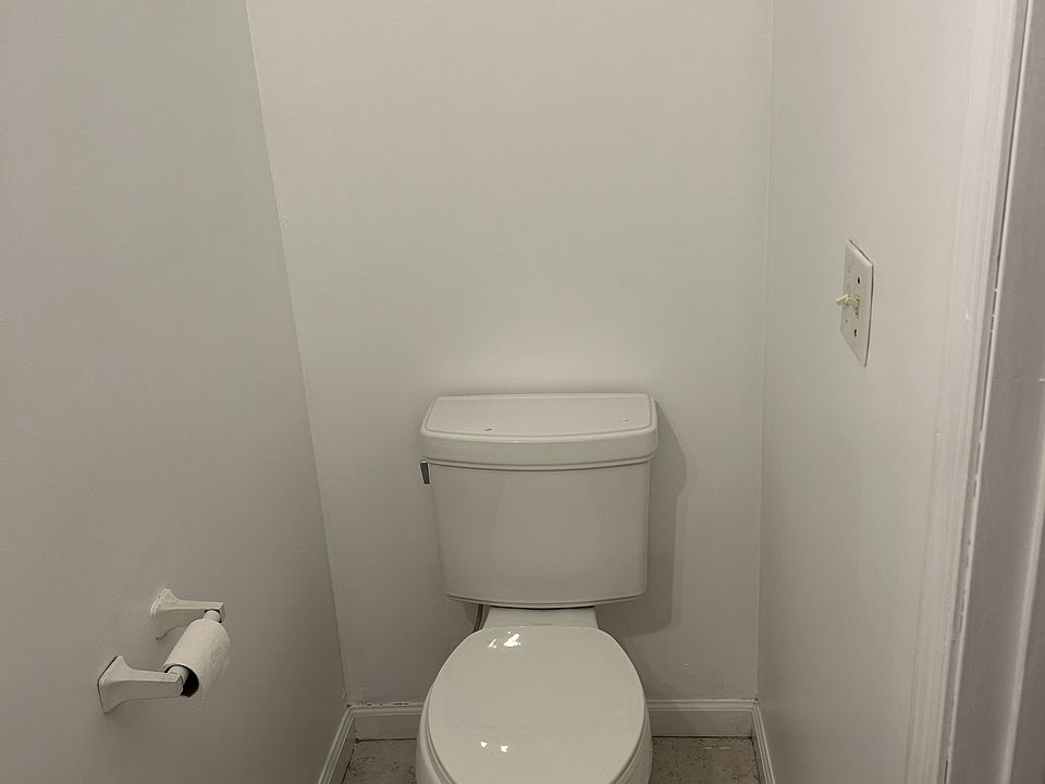 1st image of 1868 Finsbury Ln
