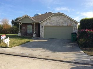 709 Fallow Ln, Alvin, TX 77511