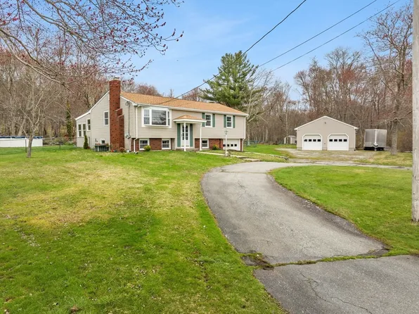 2440 County St, Dighton, MA 02715