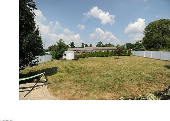 3rd image of 1157 Corsham Cir