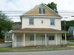 302 Grant St, Franklin, PA 16323