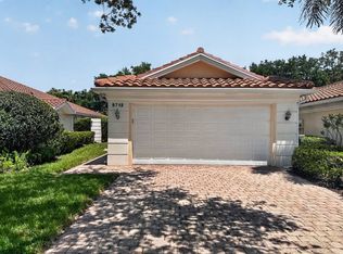 5712 Drummond Way, Naples, FL 34119