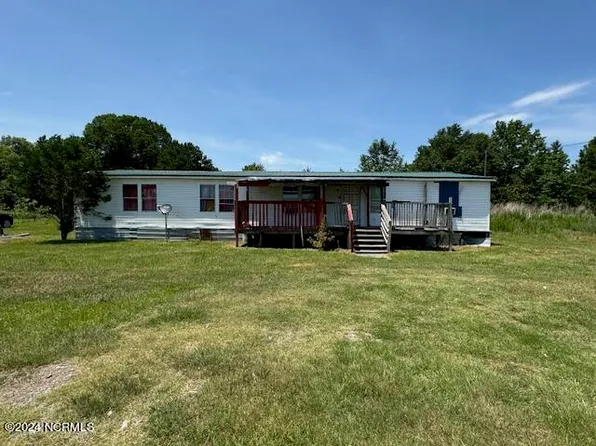 111 Pablo Baltazar Lane, Magnolia, NC 28453
