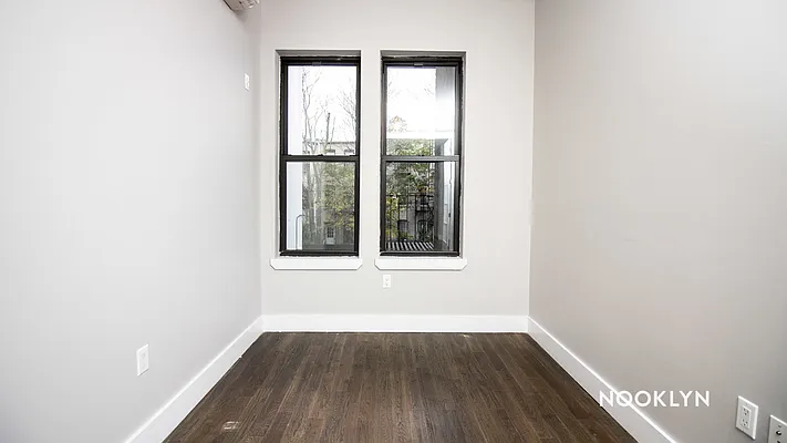 Rented by Nooklyn NYC LLC | media 17
