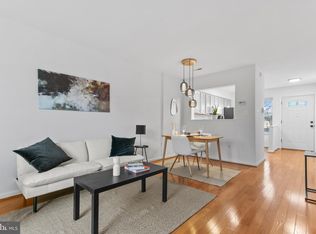 2830 Lester Lee Ct, Falls Church, VA 22042