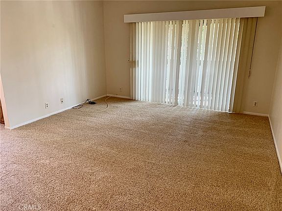 4th image of 960 E Bonita Ave Unit 116