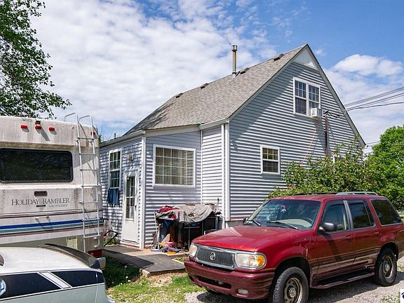 5th image of 2671 Bardstown Rd