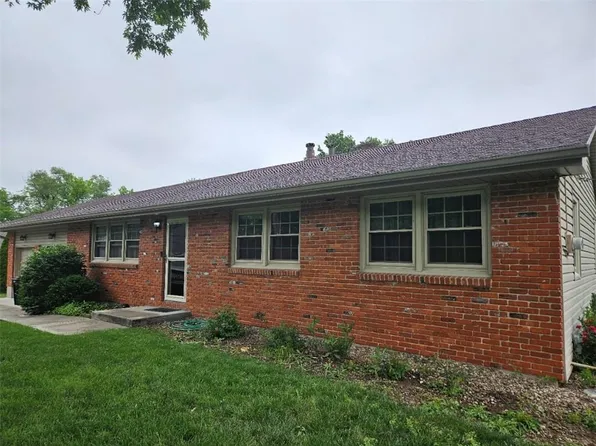 7101 Fulton Rd, Liberty, MO 64068