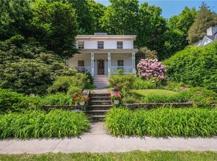 99 Edgemont Rd, Katonah, NY 10536