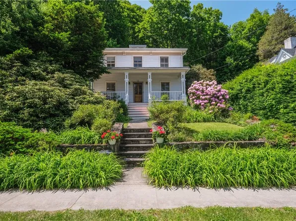 99 Edgemont Road, Katonah, NY 10536